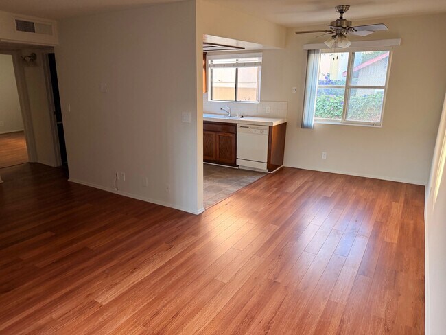 Interior Photo - 11215 Camarillo Street,