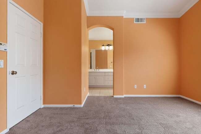 Building Photo - 10009 Kika Ct