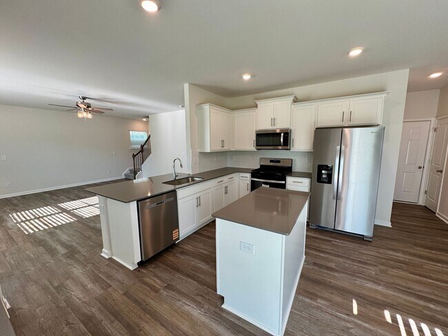Building Photo - Brand New 4BR/2.5BA Single Family Home
