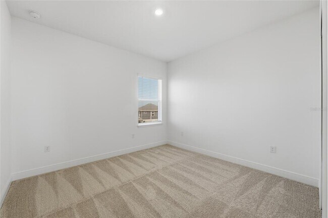 Building Photo - 2100 Maverick Ct