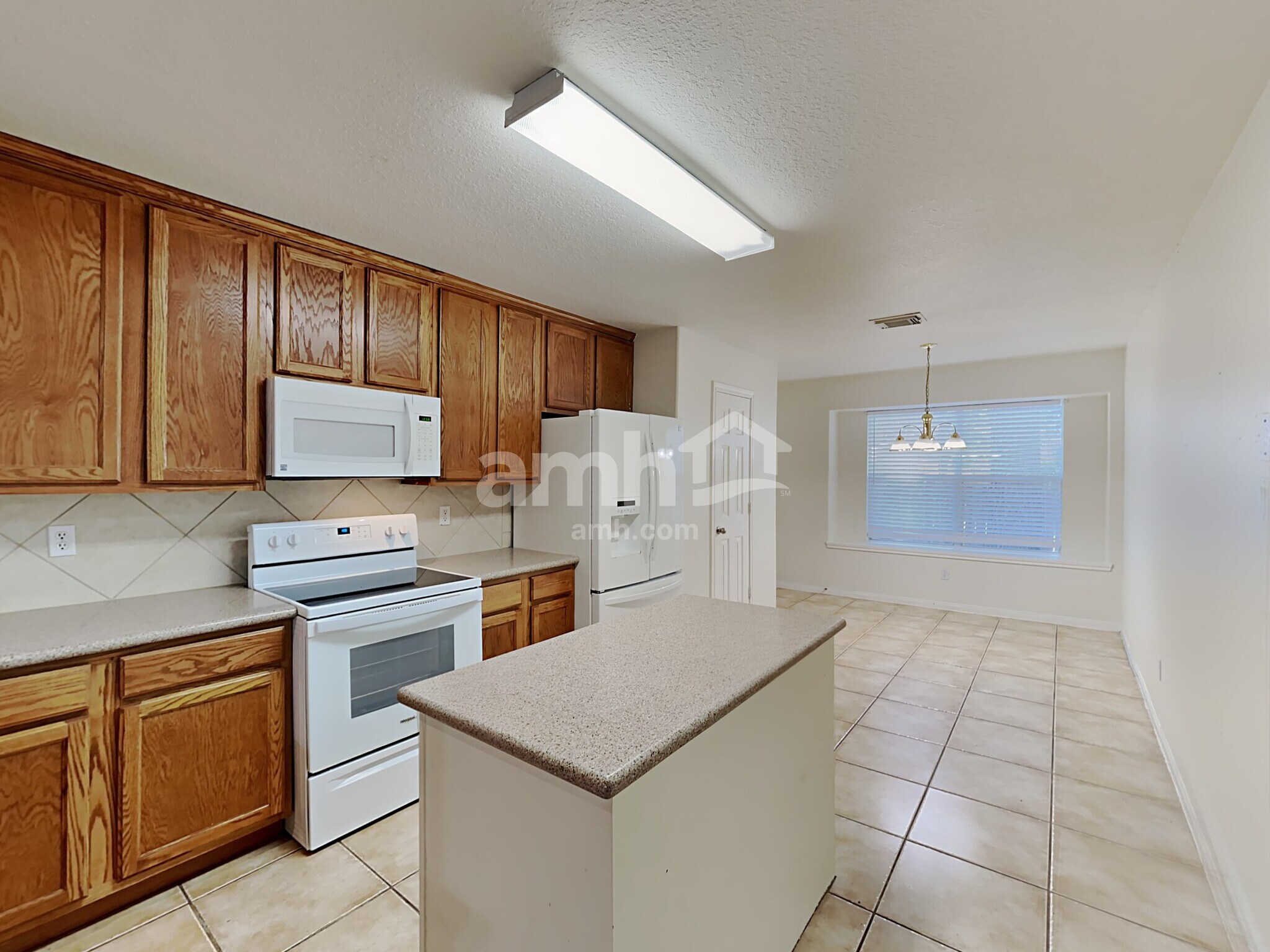 Building Photo - 3218 Woodchuck Rd