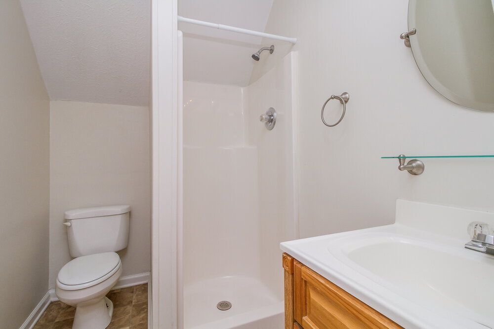 Building Photo - 401 Wildwood Dr