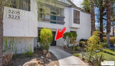 Building Photo - 5205 E Waverly Dr