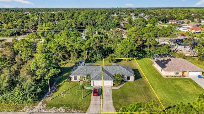 Building Photo - 710 Creuset Ave S