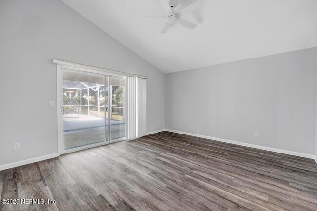 Building Photo - 104 Clam Bake Ct