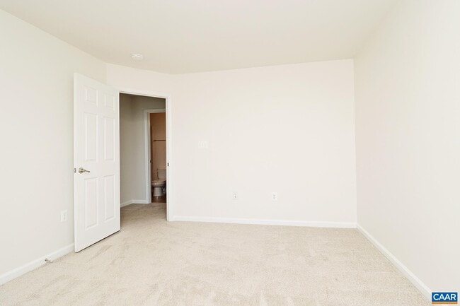 Building Photo - 96 Holly Hill Dr