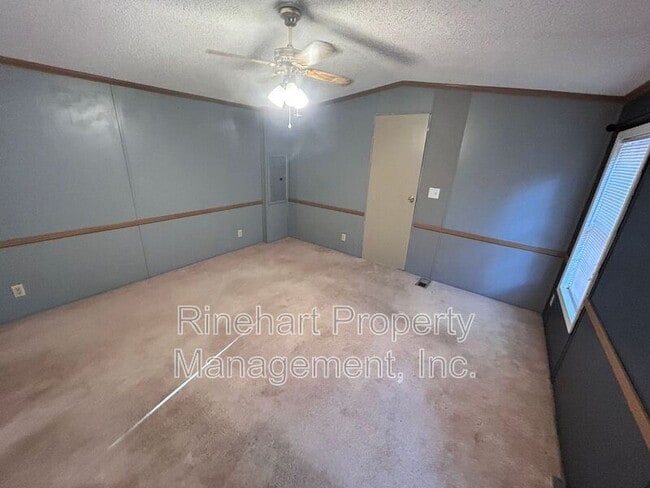 Building Photo - 1212 Stateline Rd