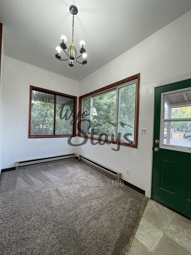 Building Photo - 409 S Brooks St