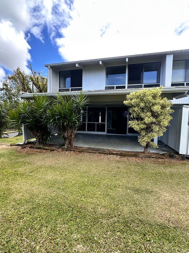 Building Photo - 926 Kumukoa St