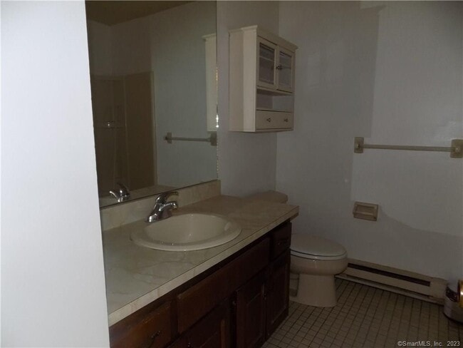 Building Photo - 112 Willow Springs