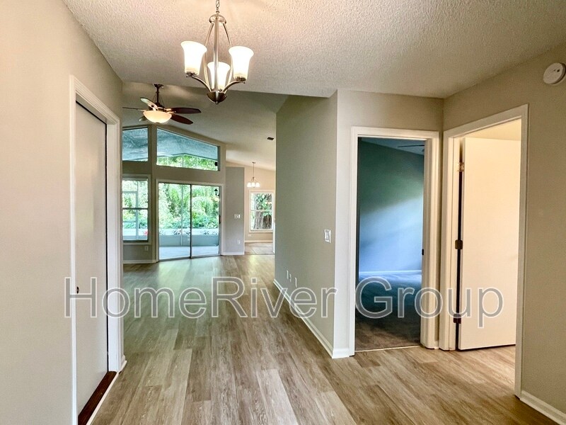 Building Photo - 2238 Tinder Ct