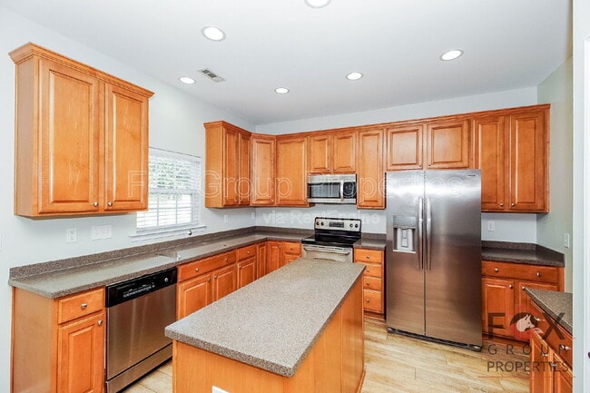 Building Photo - 9017 Socata Way