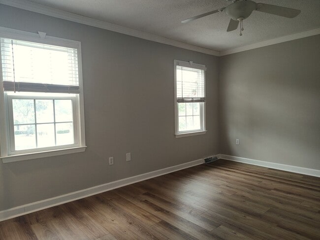 Building Photo - Beautiful home located in a Cul-de-Sac in the Terrabrook Community!