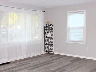 Building Photo - 1421 N Adams St