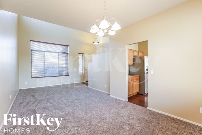 Building Photo - 1514 S 80th Ln