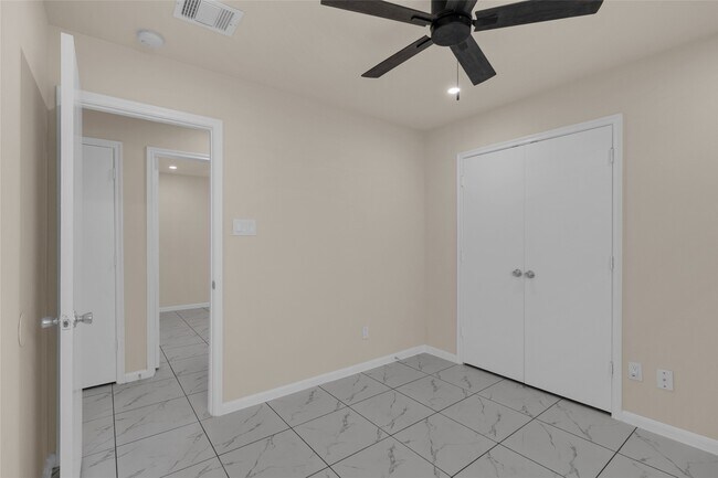 Building Photo - 2818 Piney Lake Ct