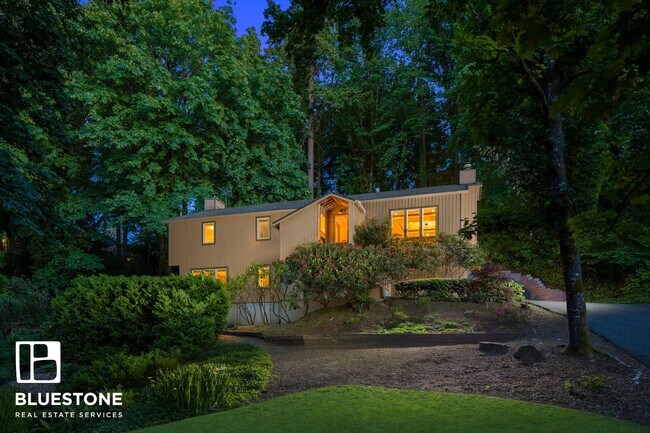 Building Photo - 1970 Greentree Rd