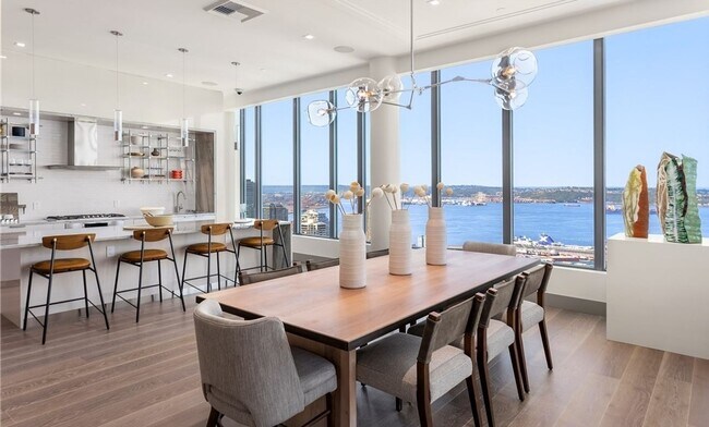 Building Photo - Modern Spire Condo with Space Needle Views in Belltown