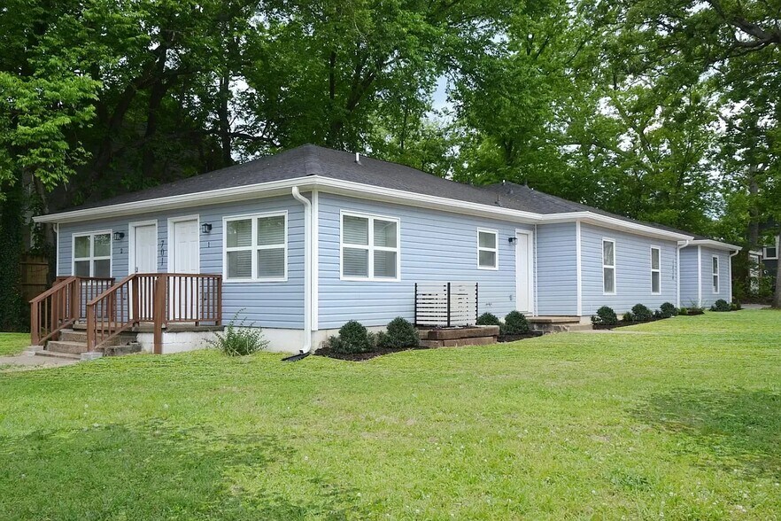 Exterior - 1420 Union Ave