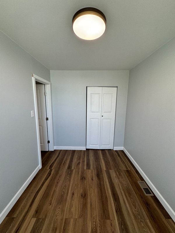 Building Photo - 2841 Cantrell St