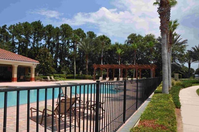 Building Photo - 13528 Montecito Pl