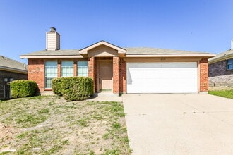 Building Photo - 2428 Ensenada Ln