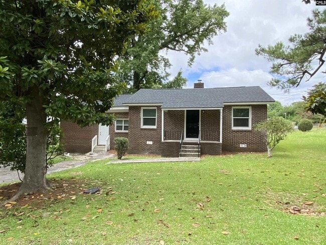 Building Photo - 736 Isaac St