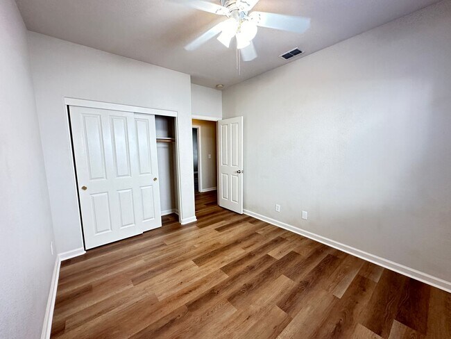 Building Photo - 1776 Tuscany Dr