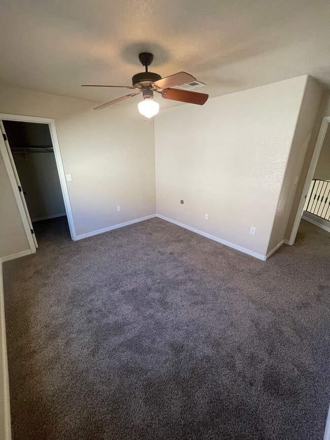 Building Photo - Lovely Spacious 4 Bedroom Home w/office space in Rinconada Area