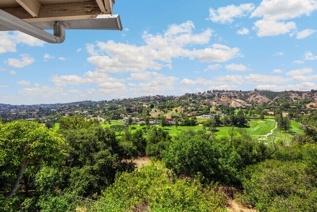 Building Photo - Charming La Habra Heights Home with Scenic Views – 2 Bed, 2 Bath