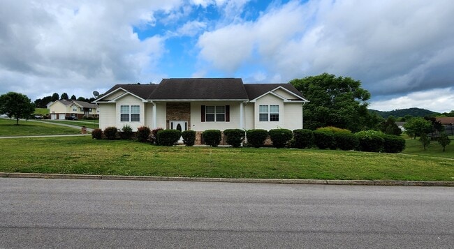 Building Photo - 1984 River Vista Cir