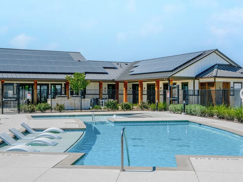 Building Photo - 337 Pebble Beach Run