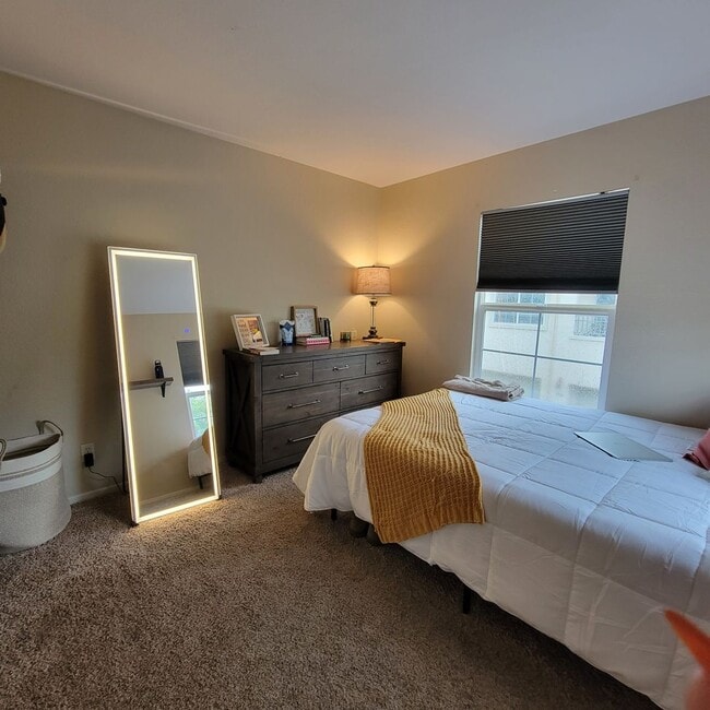 Building Photo - MOVE-IN SPECIAL $500 OFF! Otay Ranch - Gorgeous 2 Bed/2 Bath Condo with Garage