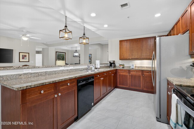 Building Photo - 955 Registry Blvd