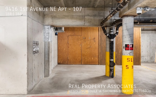 Building Photo - 9416 1st Ave NE