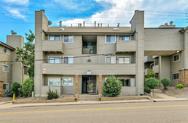 Primary Photo - $1,095.00, Studio and 1 bath located in De...