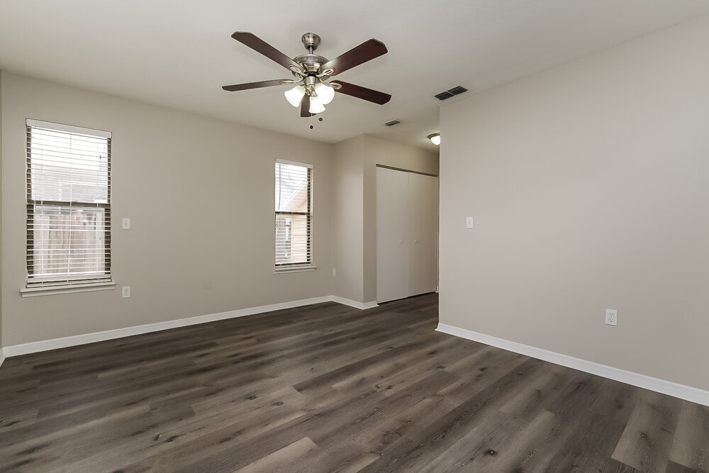 Building Photo - 11171 Heathwood Ave