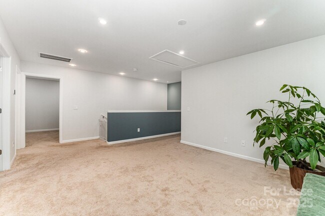 Building Photo - 3917 Bighorn Wy