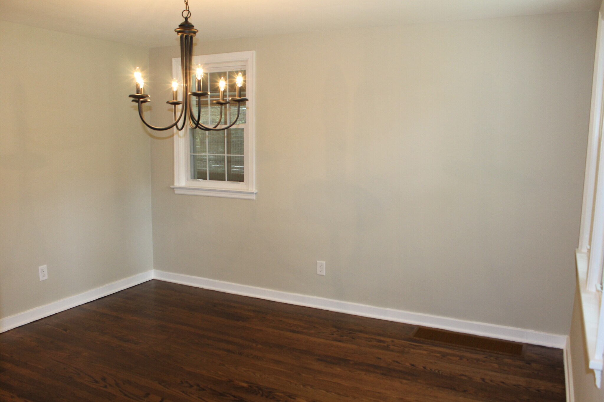 Building Photo - 300 Barclay Avenue