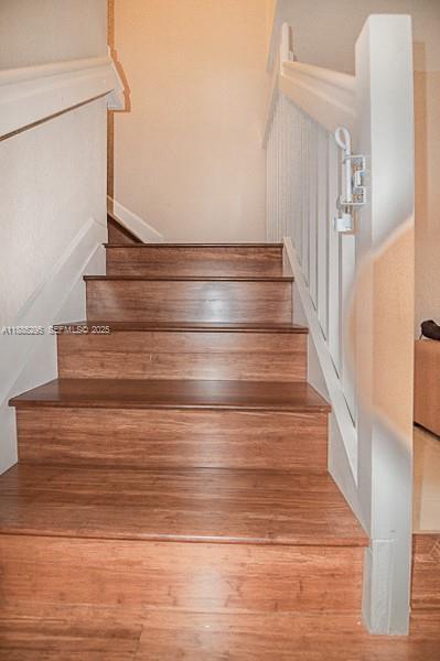 Building Photo - 1024 NE 207th Terrace