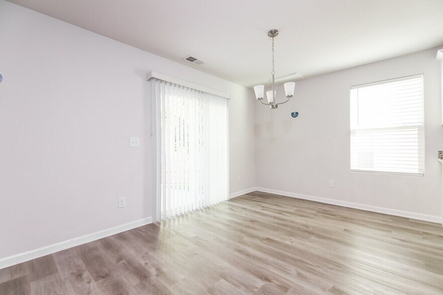 Building Photo - 324 Rustling Way