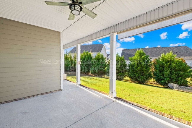 Building Photo - 4004 Petersburg Dr