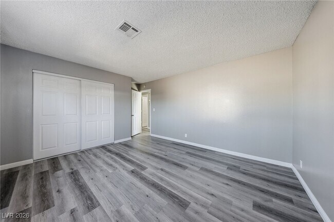 Building Photo - 251 Meyers Ave