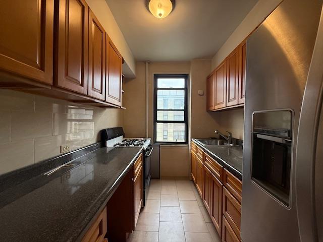 Primary Photo - 98-33 64th Ave