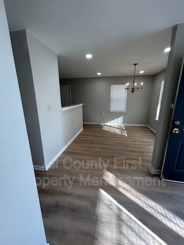 Building Photo - 69 Meldon Ave SE