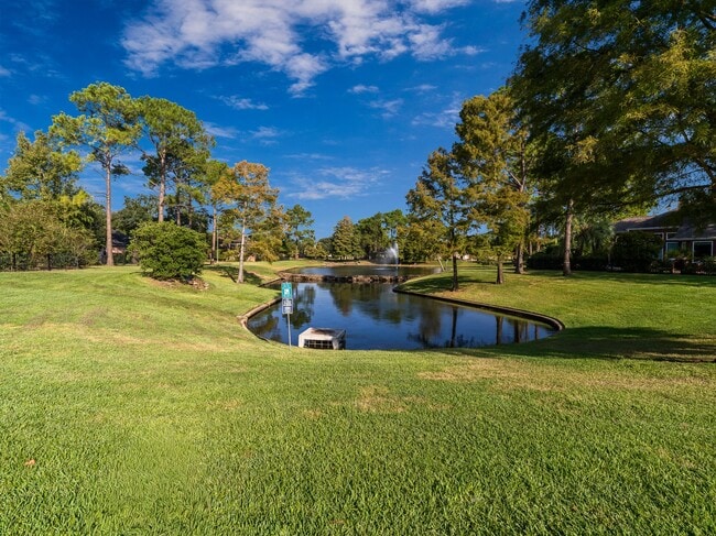 Building Photo - 5407 Lake Pl Dr