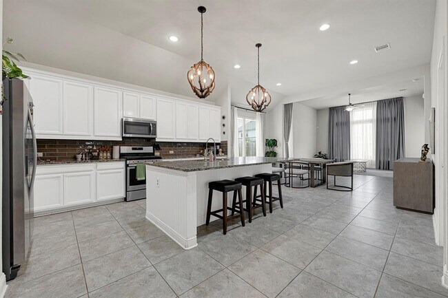 Building Photo - 8126 Lockridge Terrace Ln