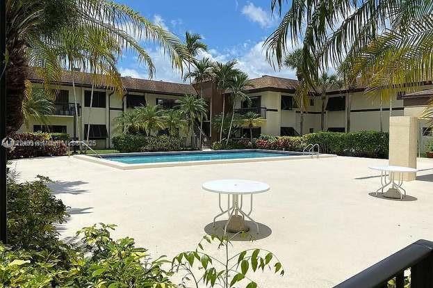 Building Photo - 7925 SW 86th St