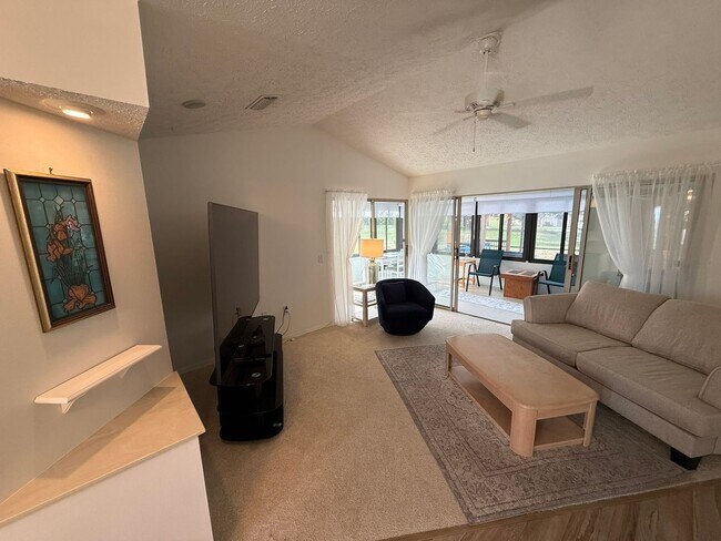 Building Photo - 11049 SE 174th Loop