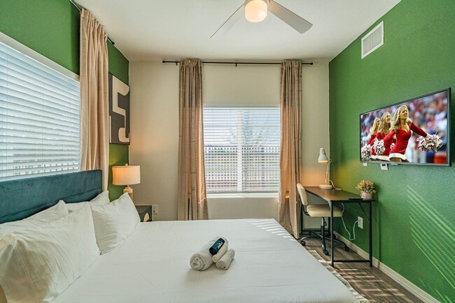 Building Photo - 9600 W Georgia Ave